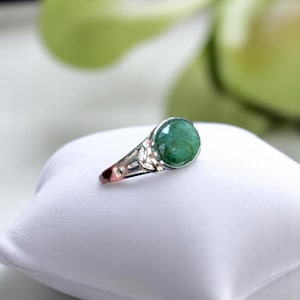 Natural Emerald Ring | Unisex Green Gemstone Ring in Sterling Silver | May Birthstone Jewelry | Gift for Him or Her