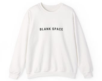 Sudadera Blank Space / Cuello redondo con texto minimalista