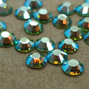 Preciosa ss20 Peridot Ab No Hot Fix Rhinestones, Green Glass Stone, Green Rhinestones, Nail Gems, Nail Rhinestones, Flat Back, Green Peridot