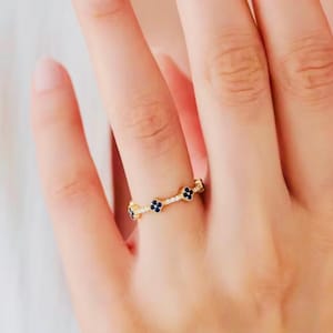 Minimalist Clover Dainty Stacking Rings* Cubic Zirconia* Valentines gift, Mothers Day Gift* Bridesmaid Gift * Classic Rings for her
