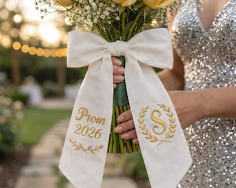 Embroidered Prom Bouquet Sash, Custom Prom 2026 Bow, Personalized Floral Monogram Bouquet, Keepsake Gift for Daughter, Bouquet Sash for Prom