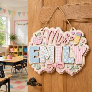 Personalized Teacher Name Door Sign, 3D Welcome Door Hanger, Classroom Decor, Teacher Appreciation Gifts, Teacher Gift 2026
