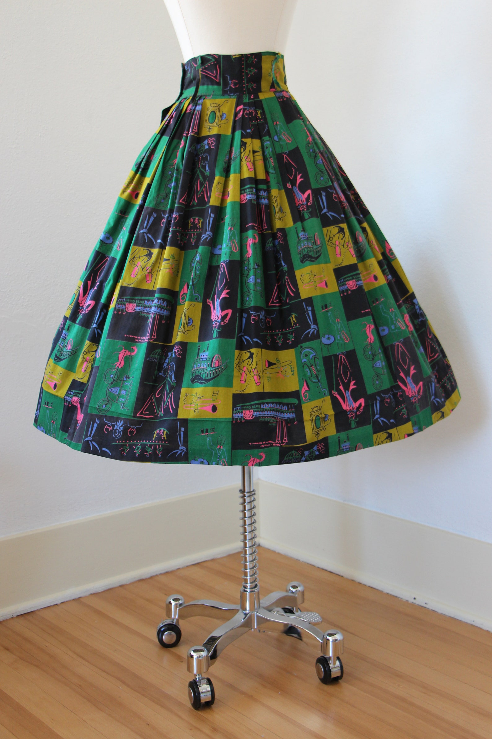 1950s Skirt Vintage 50s Skirt Rare AAA Novelty Print | Etsy