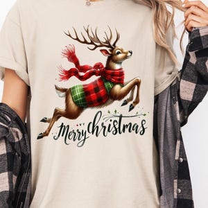 Merry Christmas Reindeer T-Shirt Festive Holiday Tee for Women & Men Cute Xmas Shirt Christmas Gift Idea Cozy Festive Apparel