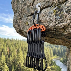 Multi-Level Climbing Gear Rack – Vertical Carabiner Organizer – Non-Slip Quickdraw Storage