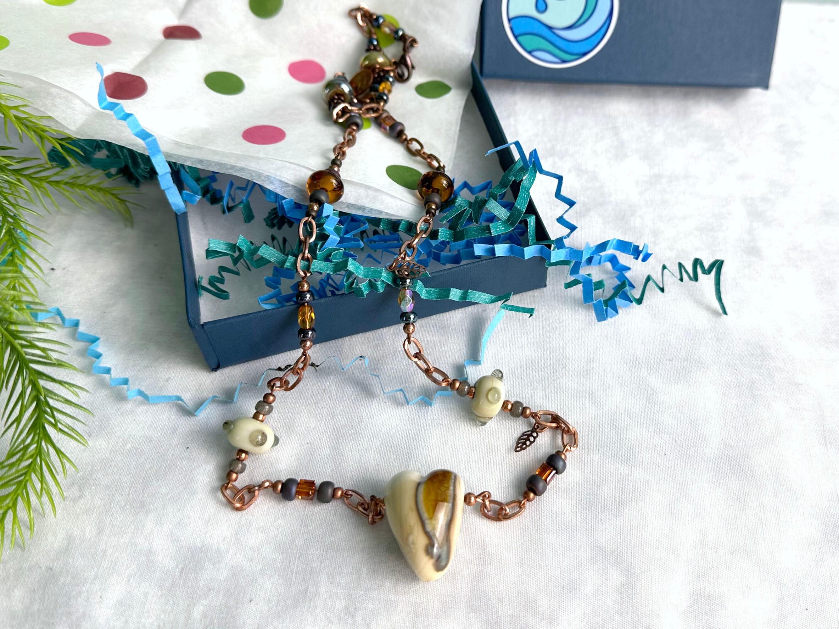 ネックレス・ペンダント VVV Glass Heart Mix Beads Necklace 4BFK423 VVV☆GLASS HEART MIX BEADS NECKLACE