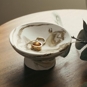 Alto Trinket Dish| Jewelry Tray| Ring holder| Catch all Tray| Entry Way Tray| Handmade| Home Decor| Modern Decor| Table Top Decor
