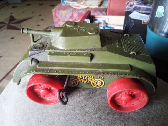 wind up tank