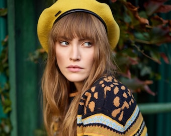 Chocolate Brown Wool Beret With Vintage Stripe Ribbon Bow  display picture 1