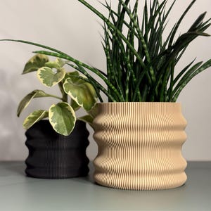Cache-pot ondulé moderne – Pot de fleur moderne pour bureau et maison | Décoration intérieure minimaliste | Idée cadeau unique