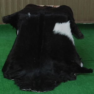 Zwart-wit tapijt van geitenleer: plaid van natuurlijke huid (39 x 28 inch)