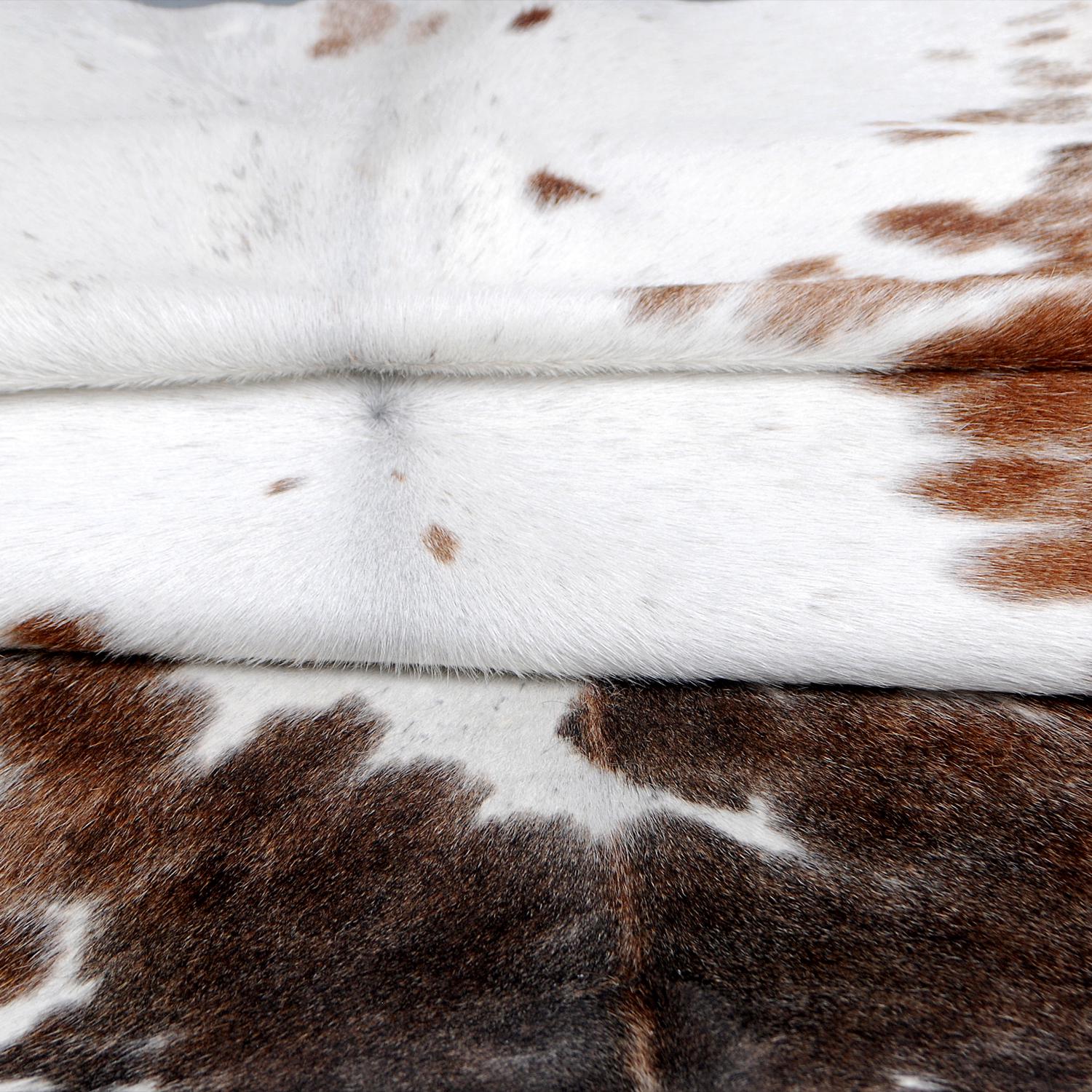 ブラウン＆ホワイト牛革ラグ：本革アクセント（50×50インチ） - Etsy 日本