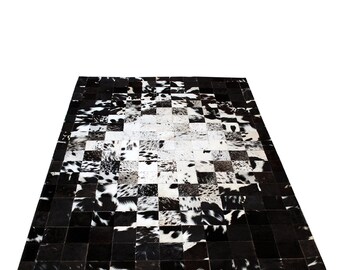 Handgefertigter Patchwork Teppich aus Rindsleder: Quadratischer Design Lederteppich ( 6x4 ')