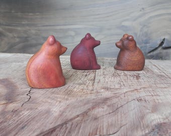 Hand geschnitzte exotische Holz Bär Figur: Minimalist Holz Dekor