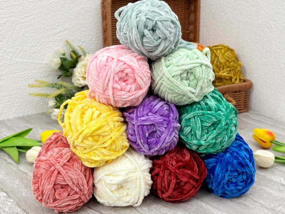 Cozy Chenille Yarn, Velvet Plush Bulky Yarn for Knitting Crochet Amigurumi, Soft Toy Making Craft Yarn, 100g 6mm 80m, Wholesale Yarn