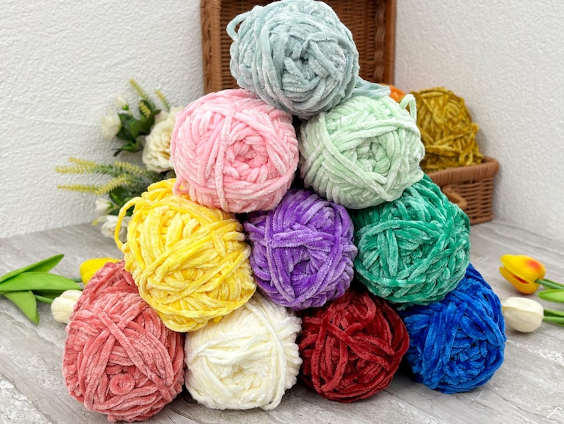 Cozy Chenille Yarn, Velvet Plush Bulky Yarn for Knitting Crochet Amigurumi, Soft Toy Making Craft Yarn, 100g 6mm 80m, Wholesale Yarn