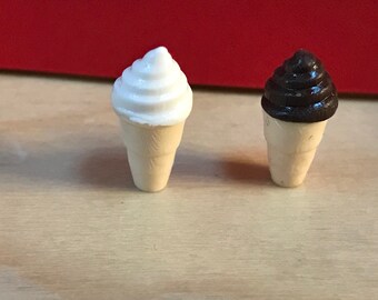 Dollhouse 4Pcs 1:6 Scale Miniature Haagen-Dazs Ice Cream DIY Accessories B