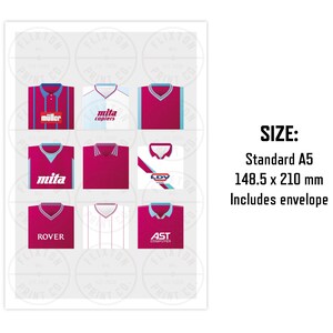 Puede incluir: Una impresi&oacute;n con nueve ilustraciones estilizadas de camisetas de f&uacute;tbol en burdeos, blanco y azul. Cada camiseta tiene un dise&ntilde;o diferente, con logotipos de patrocinadores y texto. La impresi&oacute;n es de tama&ntilde;o A5, midiendo 148,5 x 210 mm.