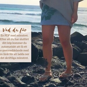 Skapa din egen trendiga virkade kjol!
Det här är ett digitalt virkmönster (PDF) för en kjol inspirerad av tropiska hibiskusblommor. Perfekt för sommarens festivaler, stranddagar och avslappnade outfits!