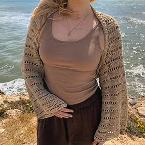 Virkad sommar cardigan mönster luftig design