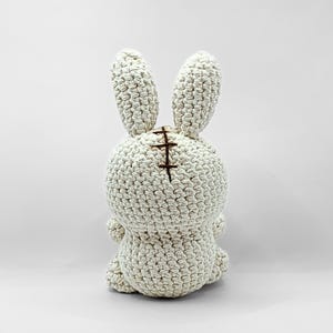 amigurumi monster, skapa en spöklik virkad kanin