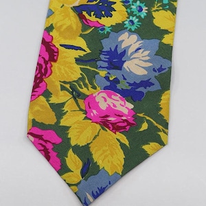Kenzo Paris Vintage Floral Silk Tie – Bold Yellow & Pink Roses