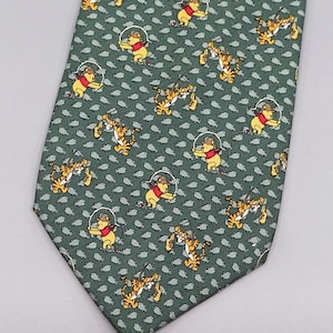 Winnie the Pooh & Tigger Silk Tie – Made in Italy – Disney by Tie Rack