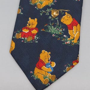 Vintage Disney Winnie the Pooh Tie – Mickey Unlimited 1990s Novelty Necktie Blue Cartoon Character Polyester