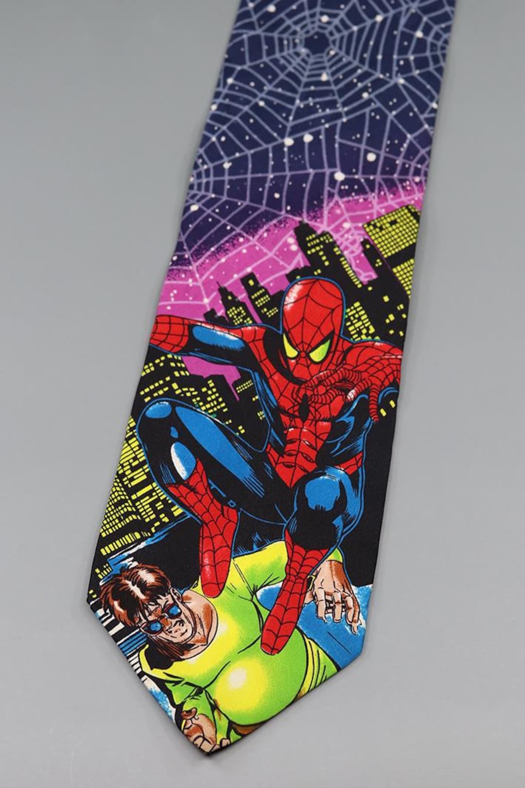 ヴィンテージ スパイダーマン シルクネクタイ – マーベルコミック