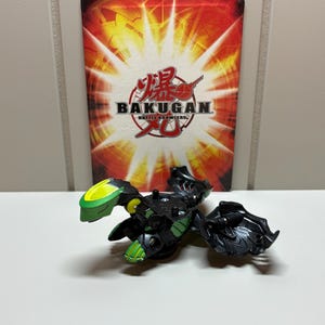 Bakugan Darkus Hawktor