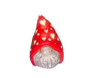 Valentines Gnome Figurine-Indoor/Outdoor Decor Statue-Garden Ornament