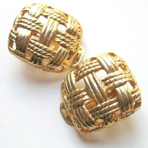 Gold Tone Basket Weave Look Clip Earrings