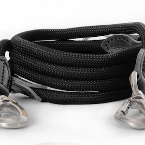 Dog leash - adjustable dog leash - lockable with safety lock