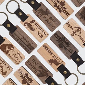 Engraved Wooden Keychain: Personalized Anniversary Gift for Him/Her, Valentines day gift