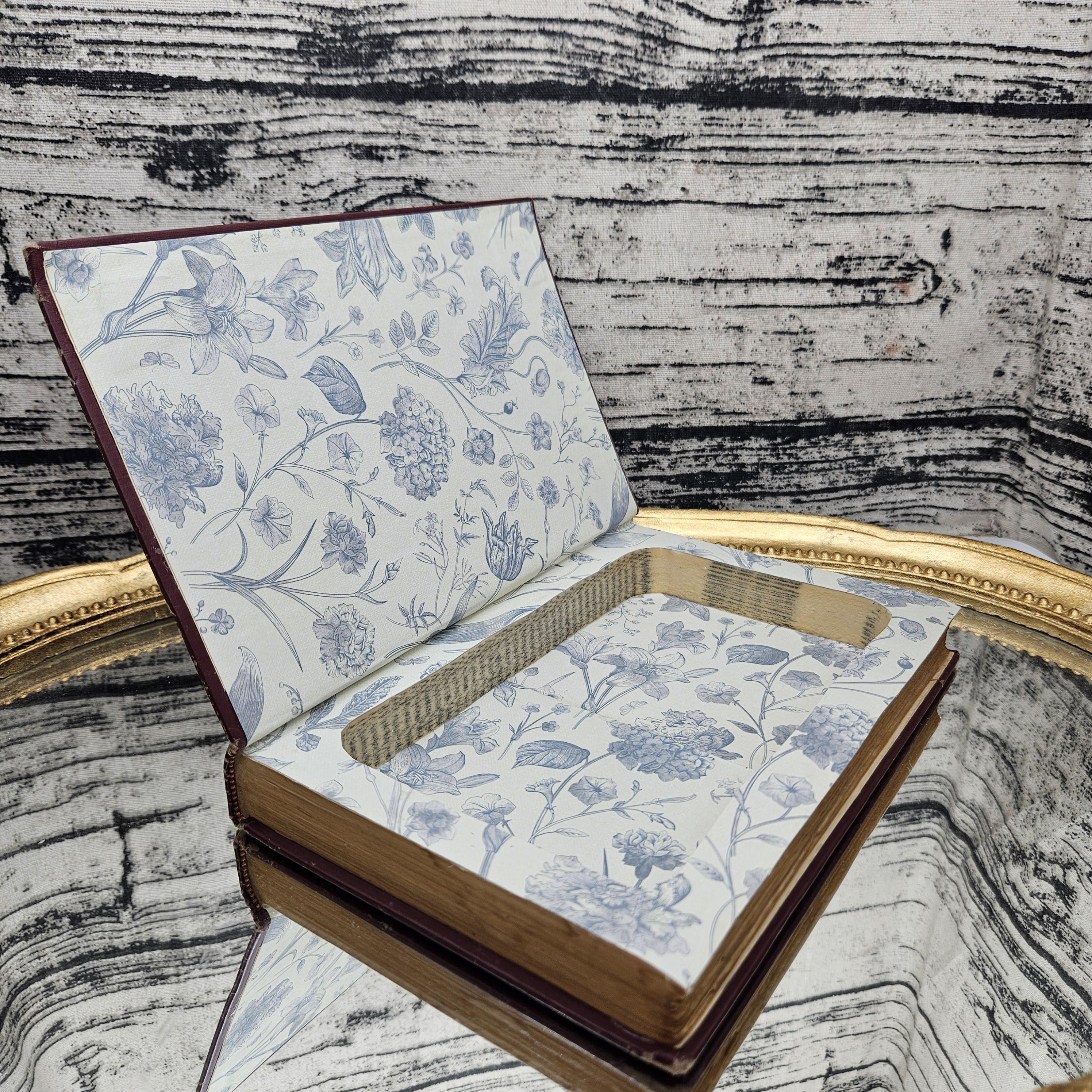 Hollowed out book - Etsy 日本