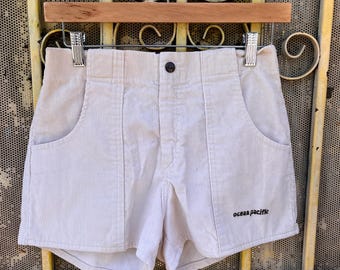 Pantaloncini vintage OP Ocean Pacific a vita alta in velluto a coste