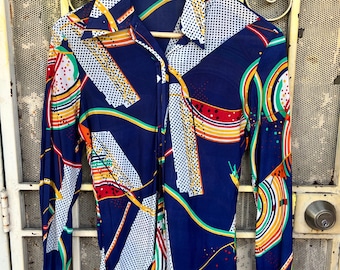 Blusa vintage de los 70, estilo disco glam rocker, cuello tipo daga, con botones, talla pequeña