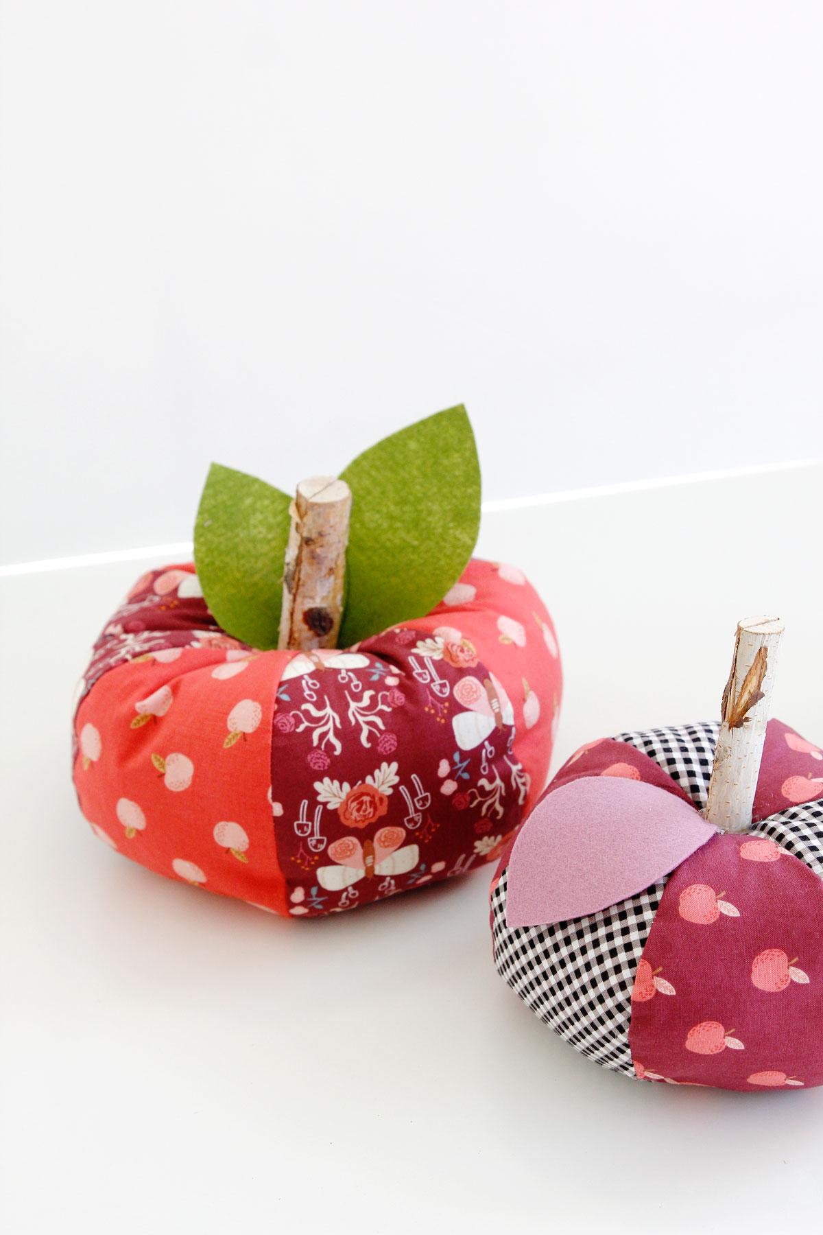 Fabric Pumpkin Pattern in 3 sizes - Printable PDF Fat Quarter Project