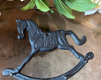 Vintage Cast Iron Rocking Horse Key Rack Wall Mount 4 Hook Hanger Nursery Entryway Decor Equestrian Western Country Cottage Decor