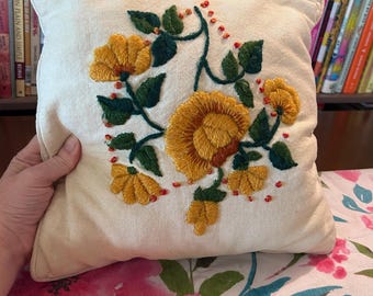 1970s Handcrafted Crewel Floral Pillow- Hand Stitched Floral Wool Yarn - Retro Mustard & Forest Green