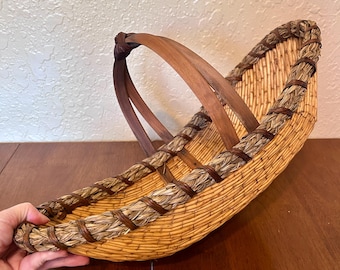 Vintage Woven Gathering Basket: Double Bentwood Handle, Braided Seagrass Rim – Rustic Decor