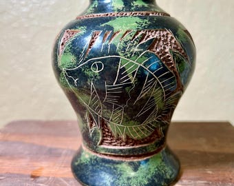 Vintage Darwin Calero Potosme Pottery Vase