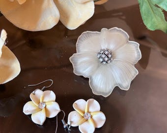 Vintage Monet Frosted Lucite Flower Brooch & Plumeria Earrings Set, Rhinestone Center Floral Pin, Hawaiian Frangipani Dangle Earrings