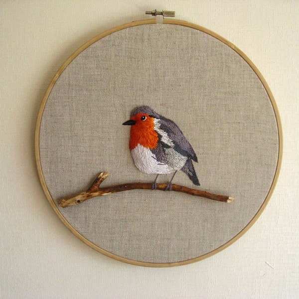 robin stumpwork, bird embroidery, hoop art, modern bird embroidery,