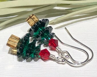 Boucles d'oreilles-Arbre de Noël-Boucles d'oreilles de Noël vert émeraude et rouge-Swarovski Boucles d'oreilles de vacances-Boucles d'oreilles d'arbre de vacances-Short Drop Dangle-Sterling