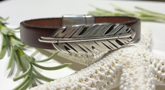 SLEEKEE Bracciale Argento A Forma Di Piuma In Rame Con Custodia In Flanella Nera - Gioiello Donna 6,2x6 Cm