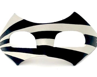 Striped Bandit Leather Mask