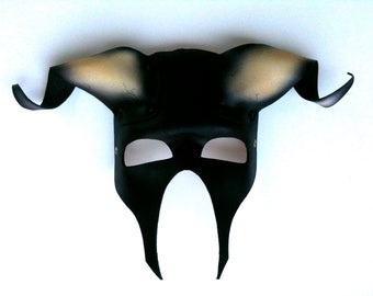 Minotaur Leather Mask (version 2)