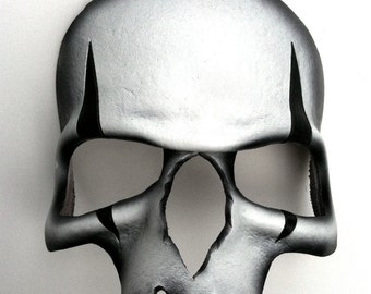 Harlequin Skull Leather Mask