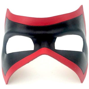 Banded Villain Leather Mask image 3